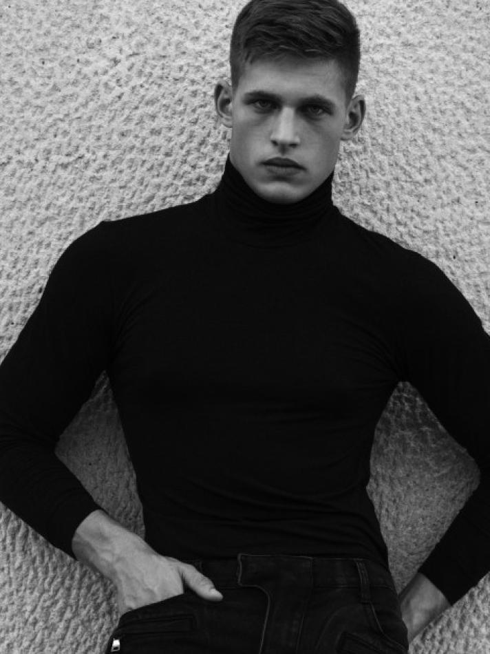 Marko Matovic - fashion model portfolio photo 24