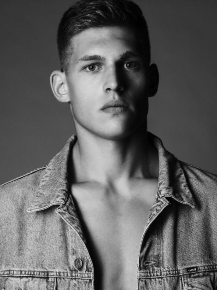 Marko Matovic - fashion model portfolio photo 15