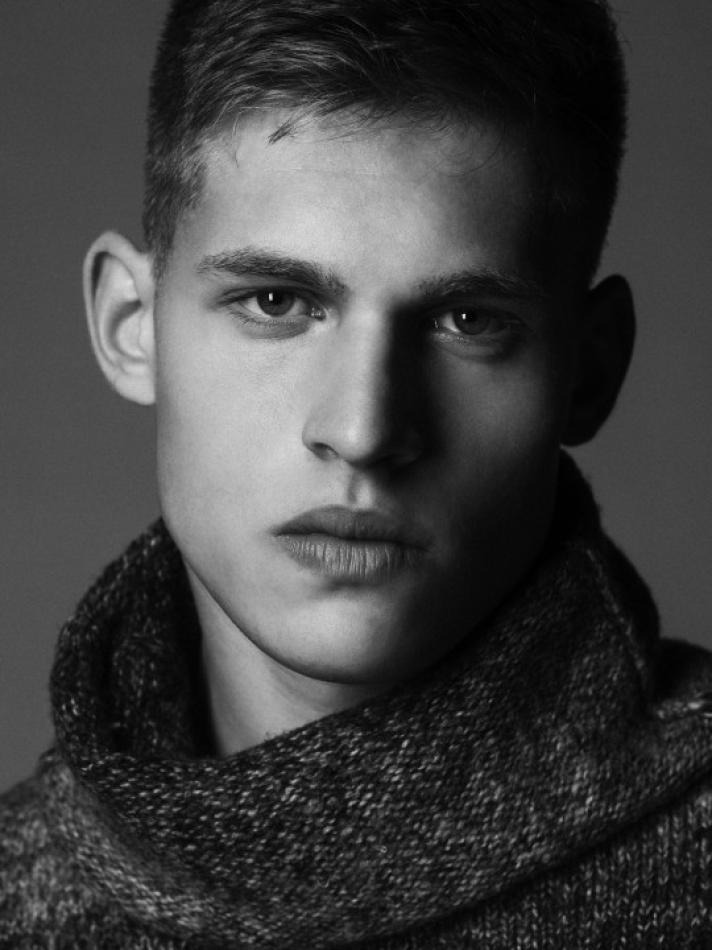 Marko Matovic - fashion model portfolio photo 13