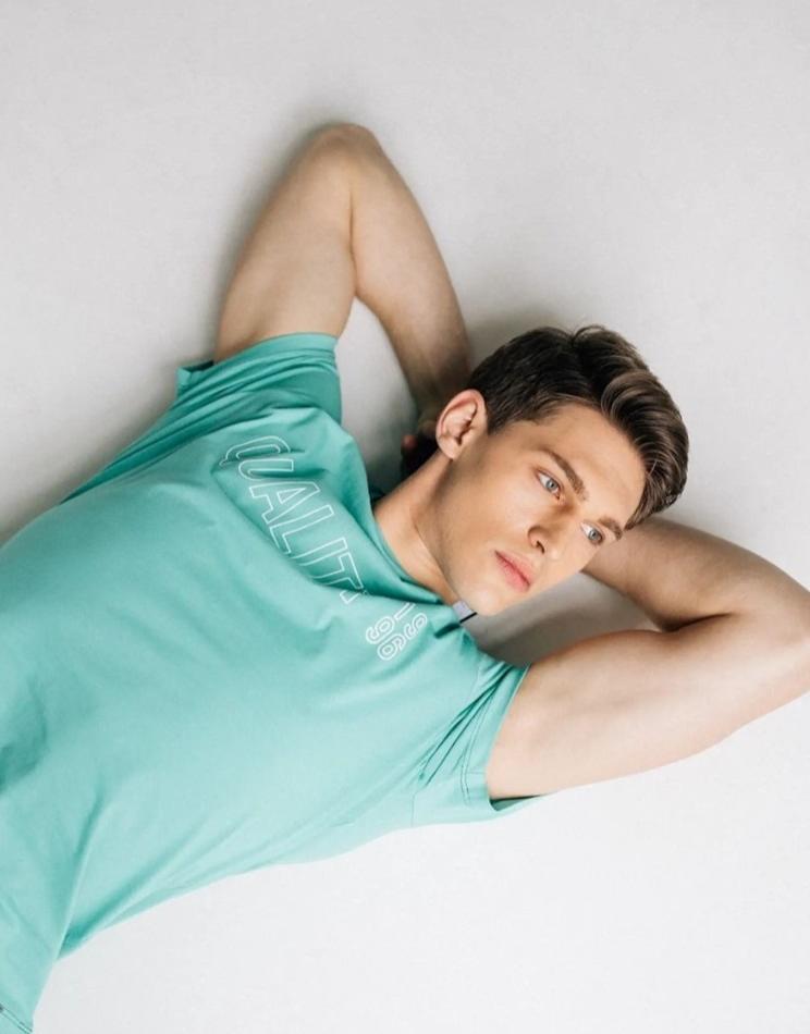 Marko Matovic - fashion model portfolio photo 2