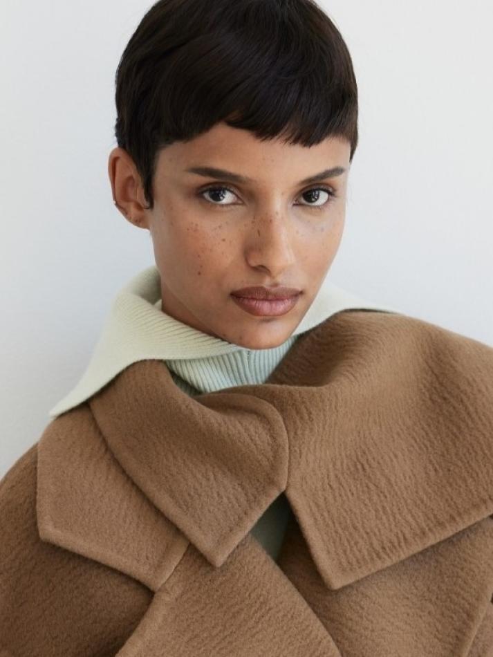 Serena Marques - fashion model portfolio photo 17