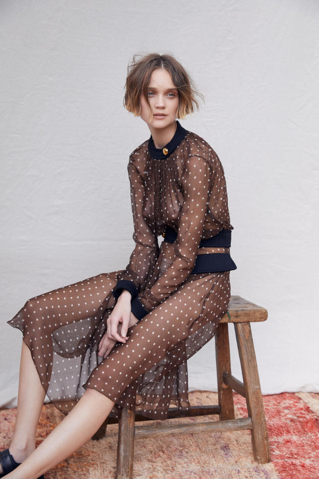 Rosie Tupper - fashion model portfolio photo 4
