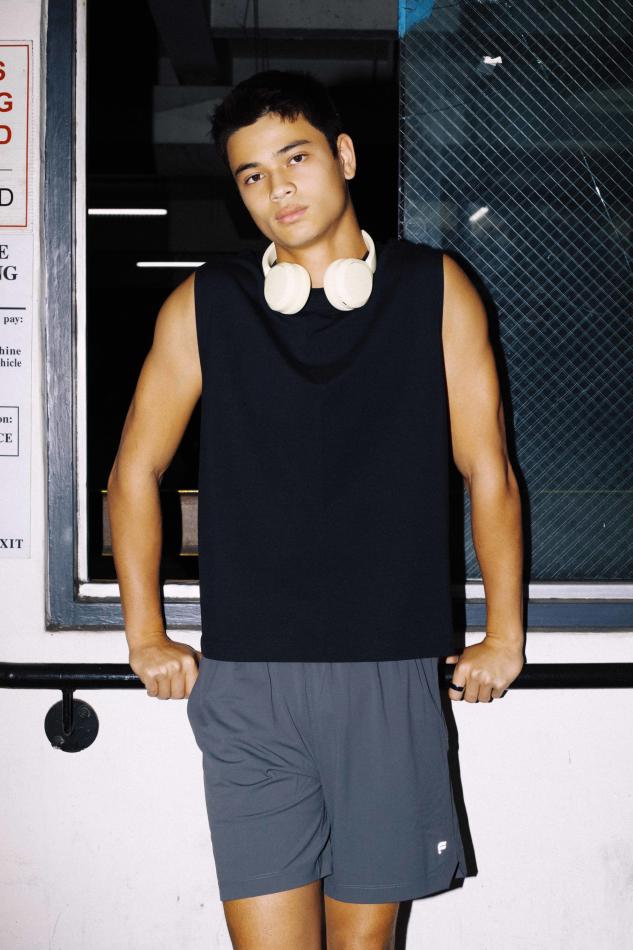 Ethan Ronen - fashion model portfolio photo 9
