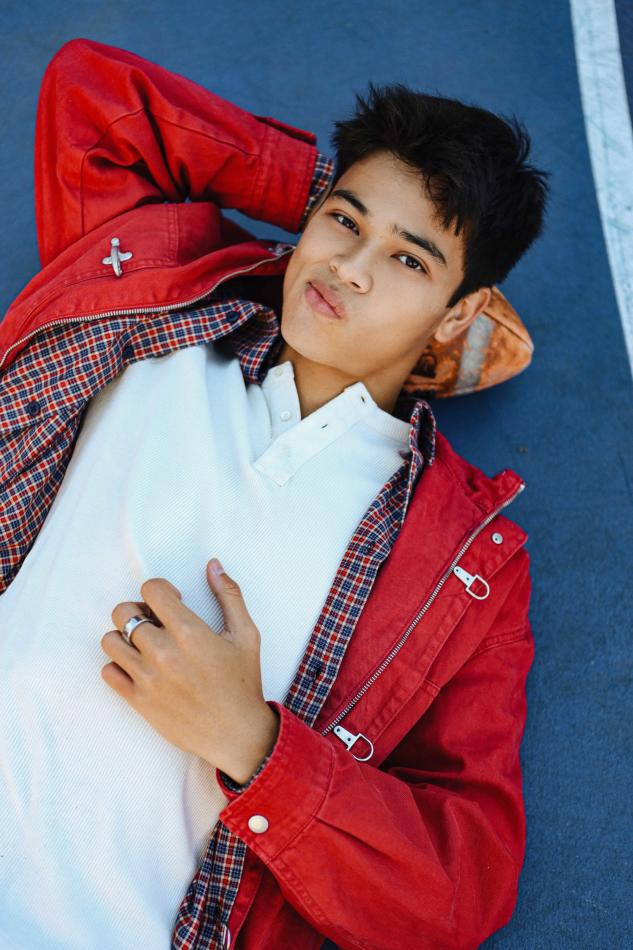 Ethan Ronen - fashion model portfolio photo 4