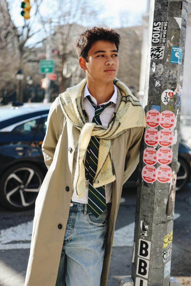 Ethan Ronen - fashion model portfolio photo 7
