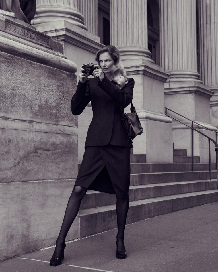 Eniko Mihalik - fashion model portfolio photo 8