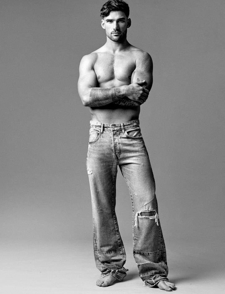 Brandan Stevens - fashion model portfolio photo 14