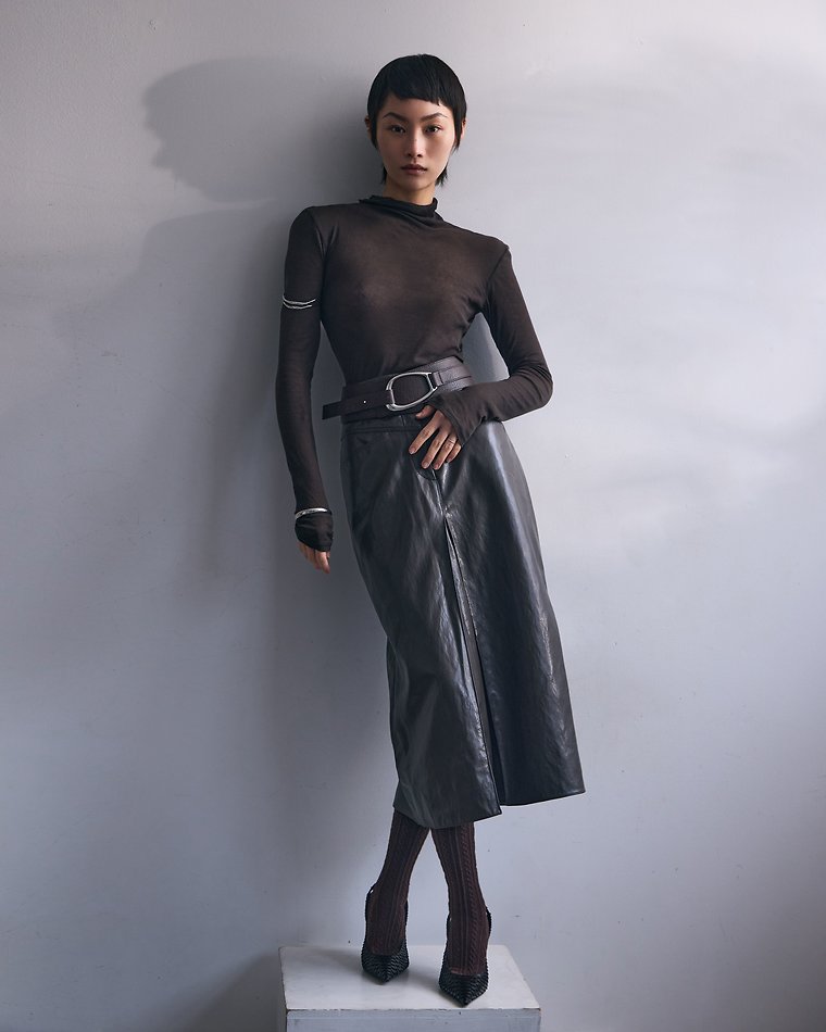 Wawa Y - fashion model portfolio photo 3
