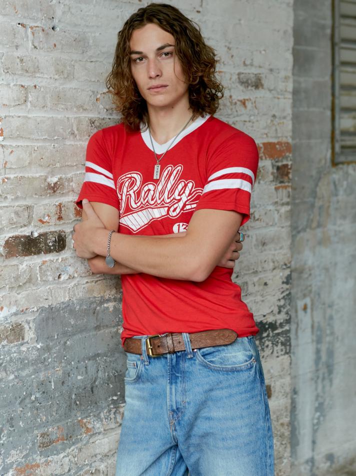 Shayne Davies - fashion model portfolio photo 10