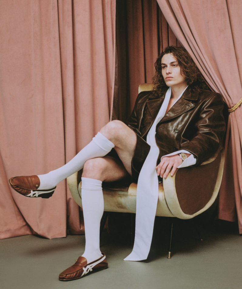Shayne Davies - fashion model portfolio photo 2