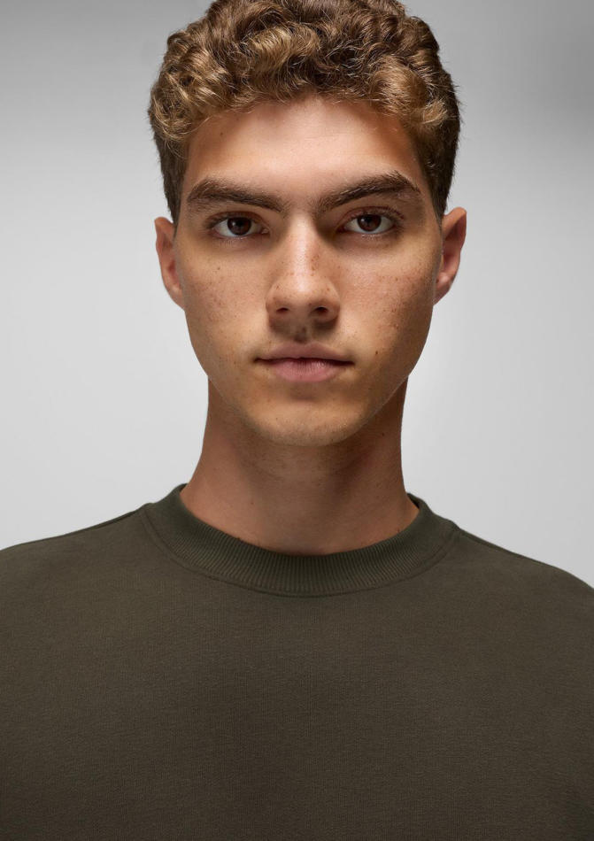 Lucas Tarrago - fashion model portfolio photo 28