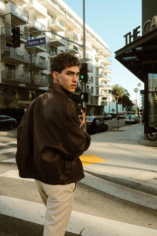 Lucas Tarrago - fashion model portfolio photo 13