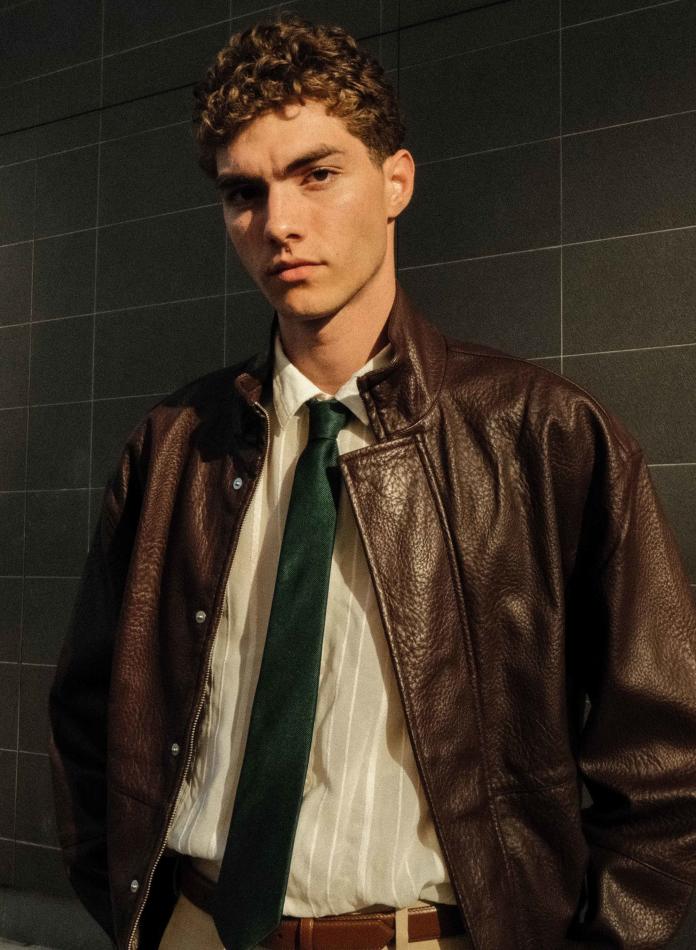 Lucas Tarrago - fashion model portfolio photo 11