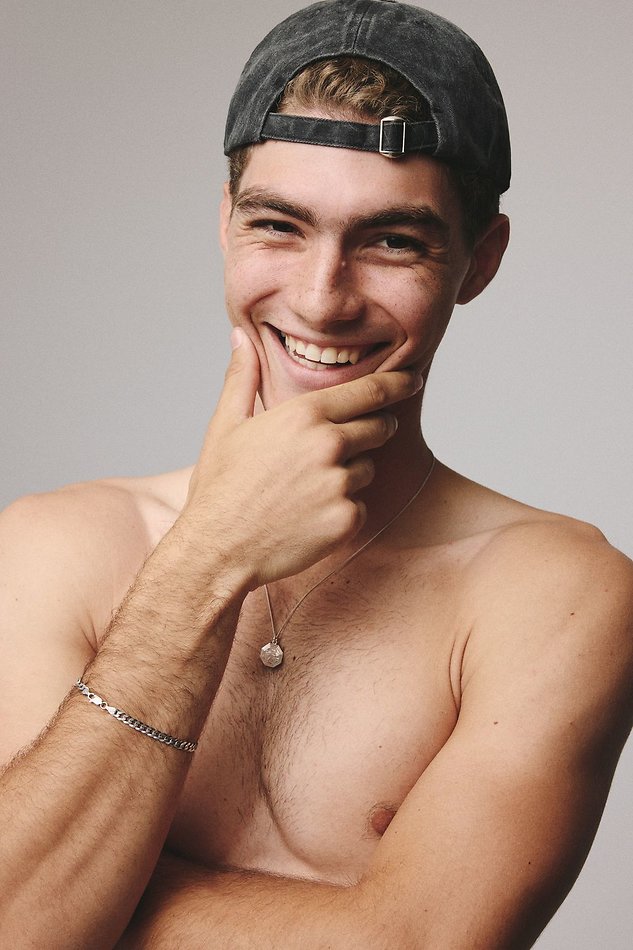 Lucas Tarrago - fashion model portfolio photo 9