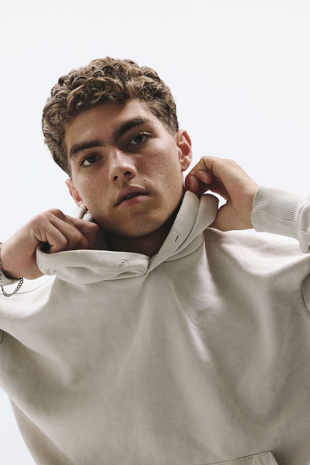 Lucas Tarrago - fashion model portfolio photo 7
