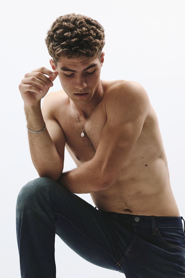 Lucas Tarrago - fashion model portfolio photo 8
