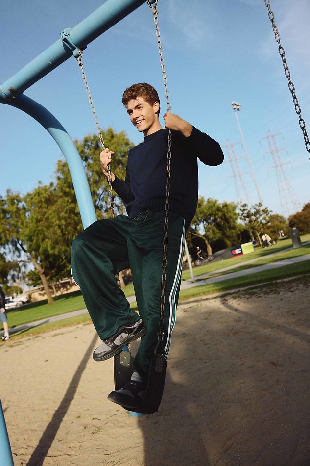 Lucas Tarrago - fashion model portfolio photo 5
