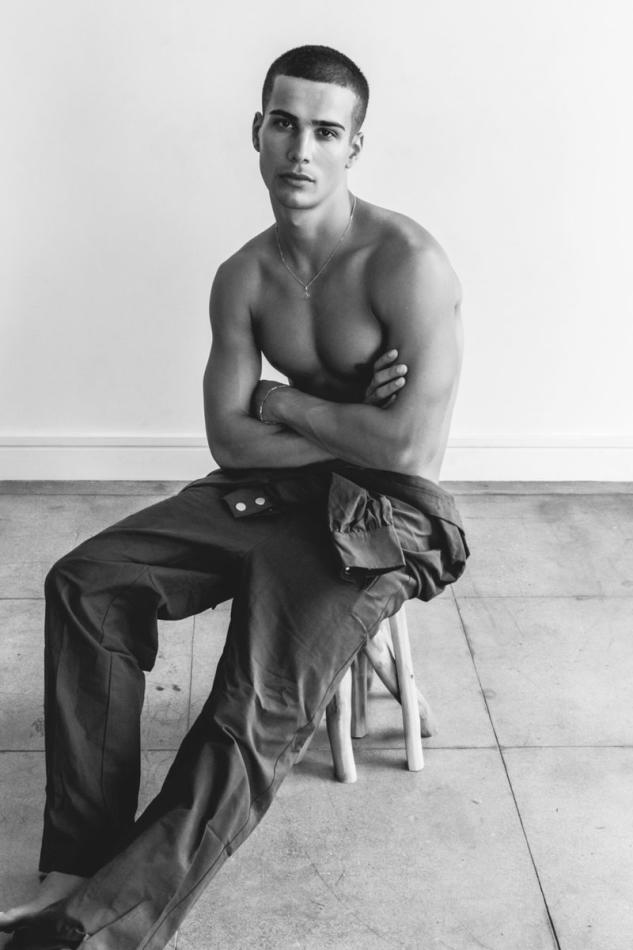 Adriano Romanini - fashion model portfolio photo 9