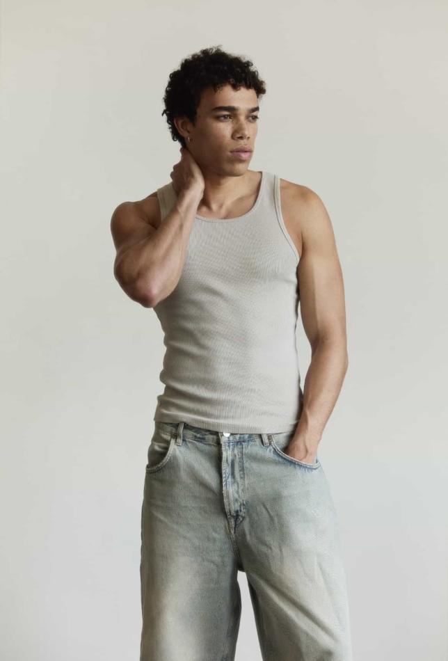Sonny Bennett-Steele - fashion model portfolio photo 3
