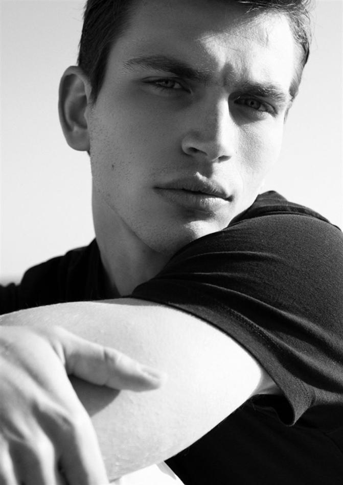 Panos Athanasiou - fashion model portfolio photo 15