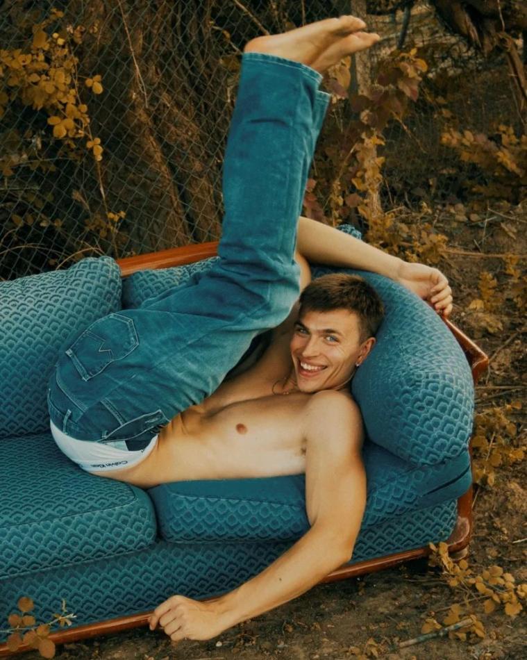 Panos Athanasiou - fashion model portfolio photo 27