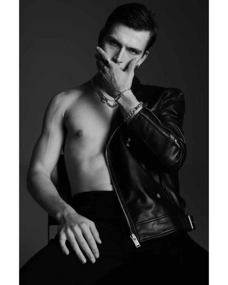 Panos Athanasiou - fashion model portfolio photo 20
