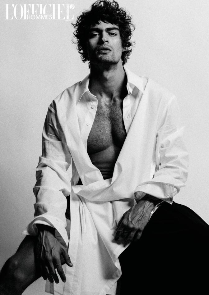 Iago Botelho - fashion model portfolio photo 24