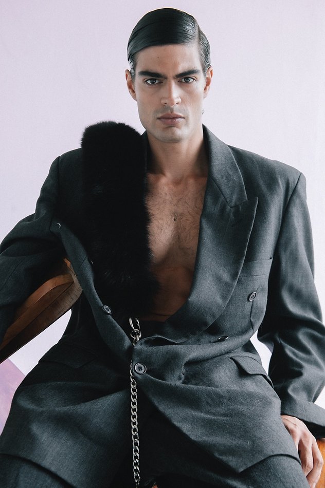 Iago Botelho - fashion model portfolio photo 31