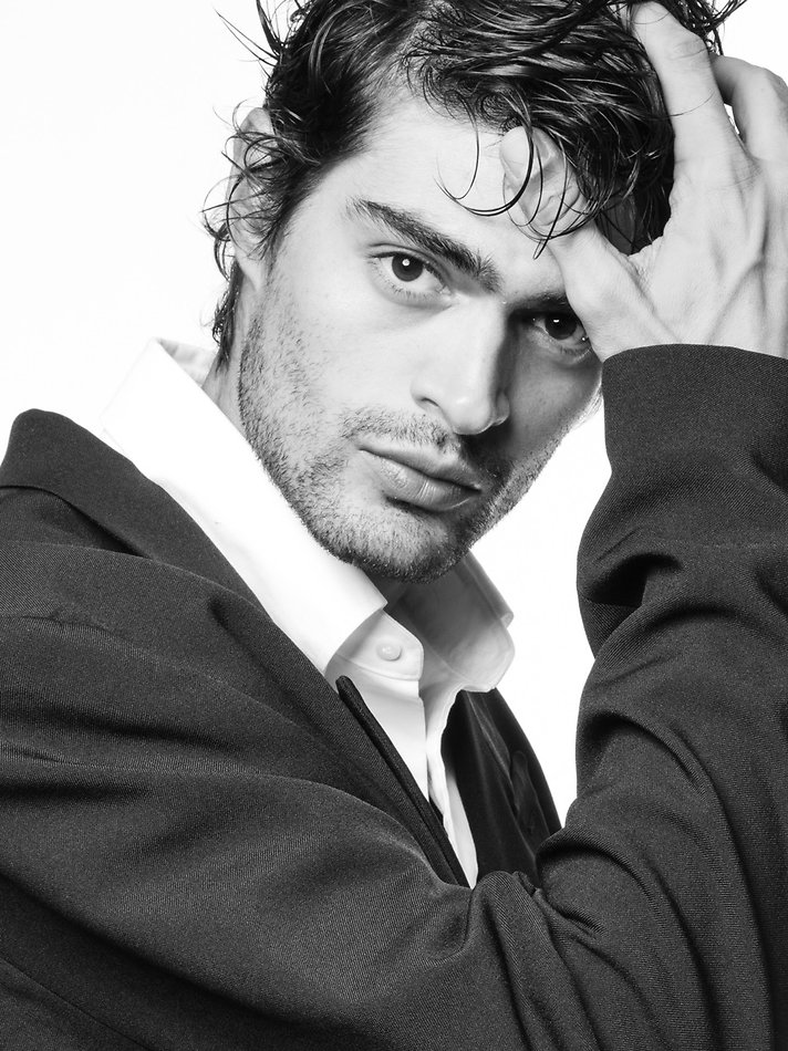Iago Botelho - fashion model portfolio photo 33