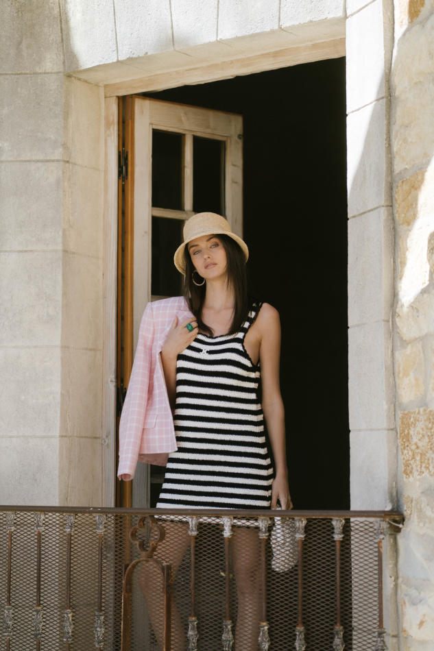 Gabby Westbrook - fashion model portfolio photo 13