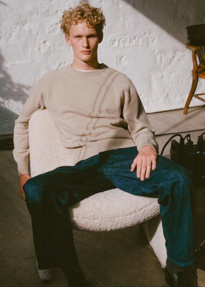 August La Cour - fashion model portfolio photo 19