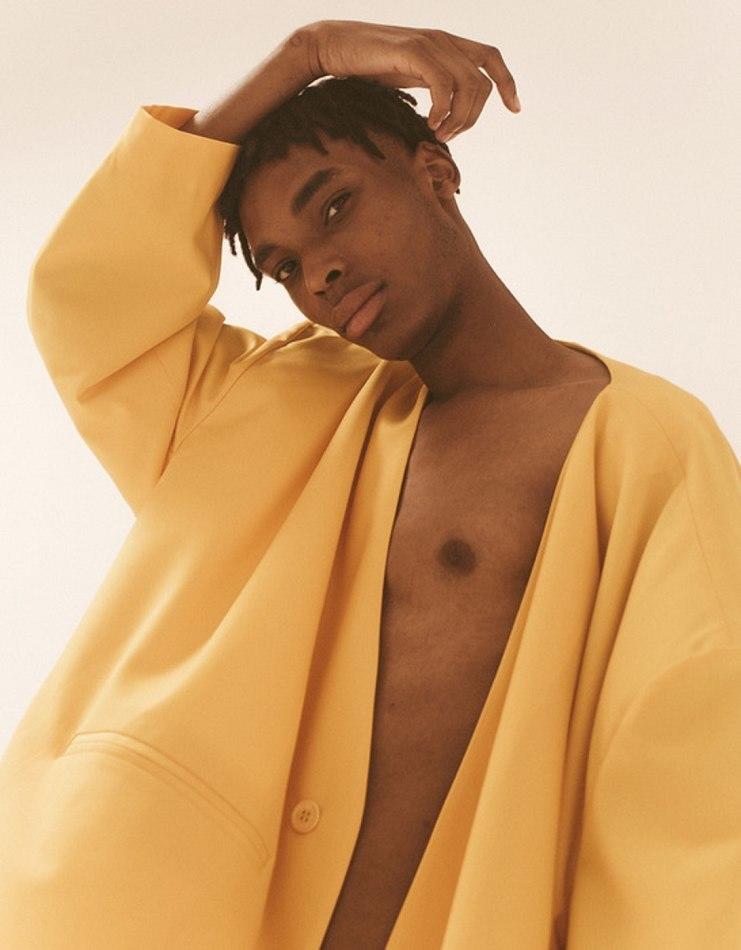 Emmanuel Yebe - fashion model portfolio photo 18