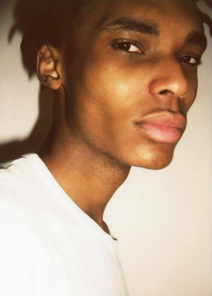 Emmanuel Yebe - fashion model portfolio photo 10