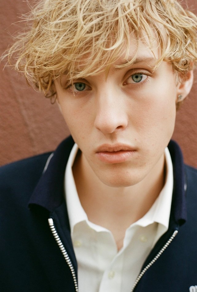 Bodhi Werner-Salsbury - fashion model portfolio photo 8