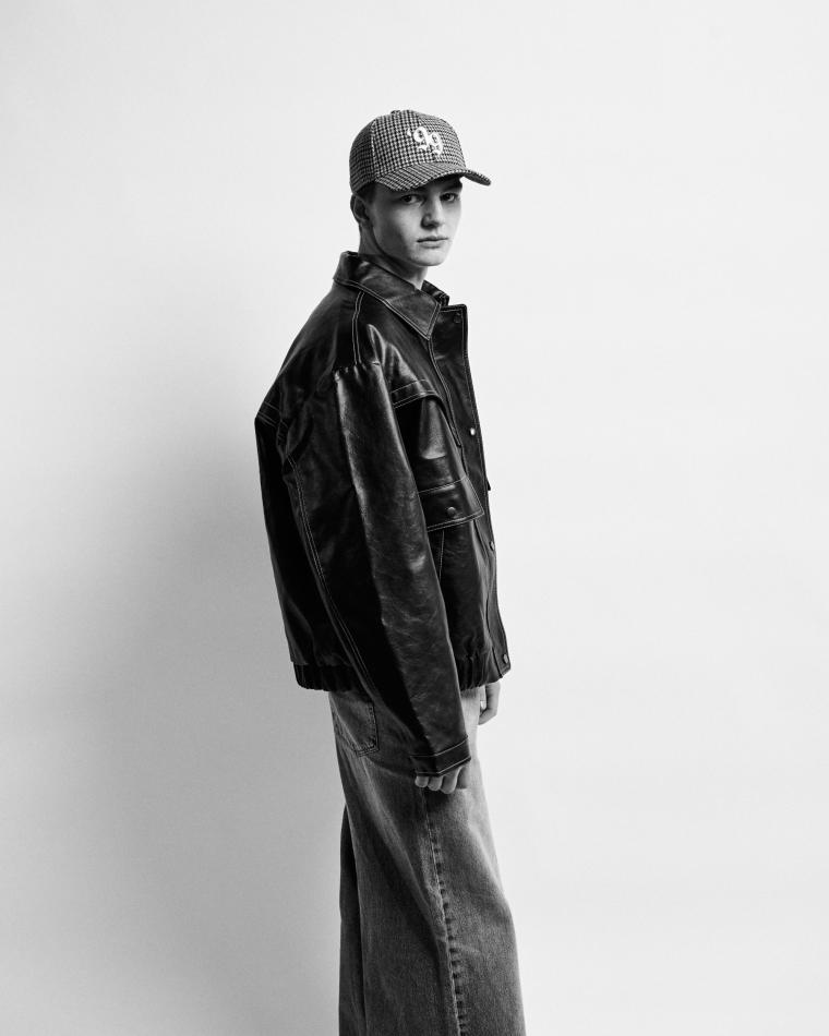 Alex Brendon - fashion model portfolio photo 11