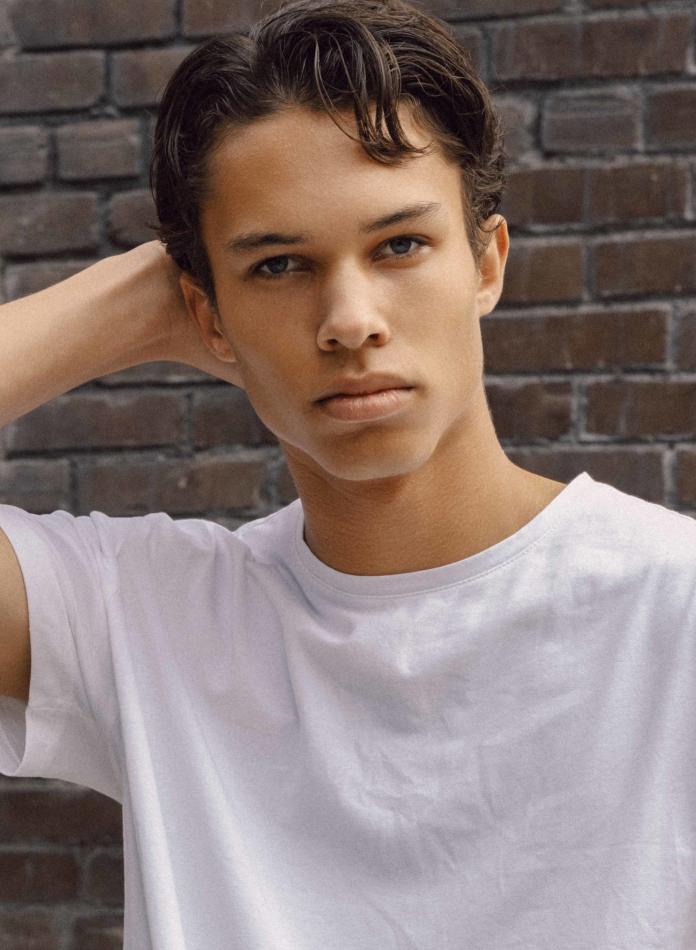 Marco Santiago-Dorn - fashion model portfolio photo 8