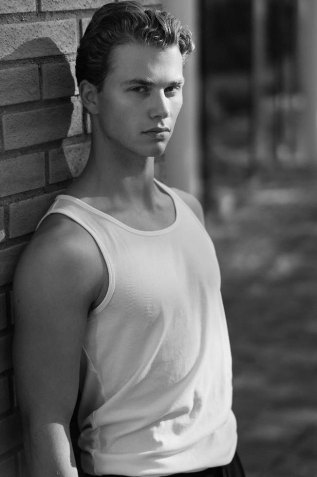 Markus Orre - fashion model portfolio photo 2