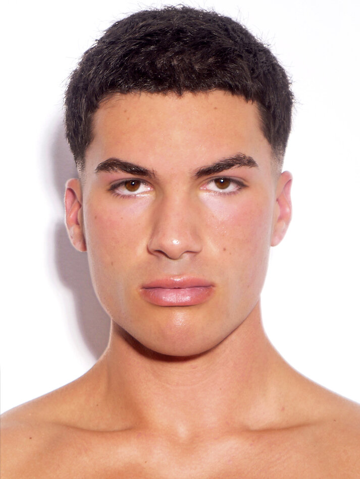 Matthew Shipone - fashion model portfolio photo 3