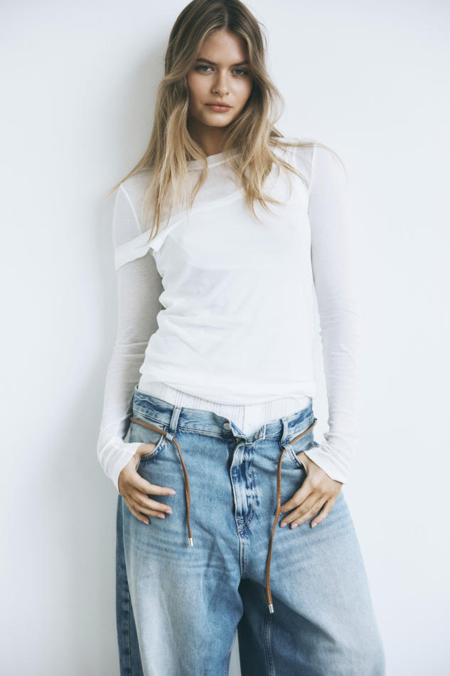 Milli Ross - fashion model portfolio photo 17