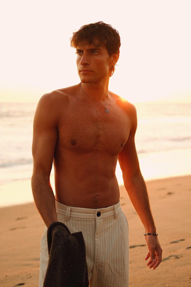 Kristian Wilkes - fashion model portfolio photo 4