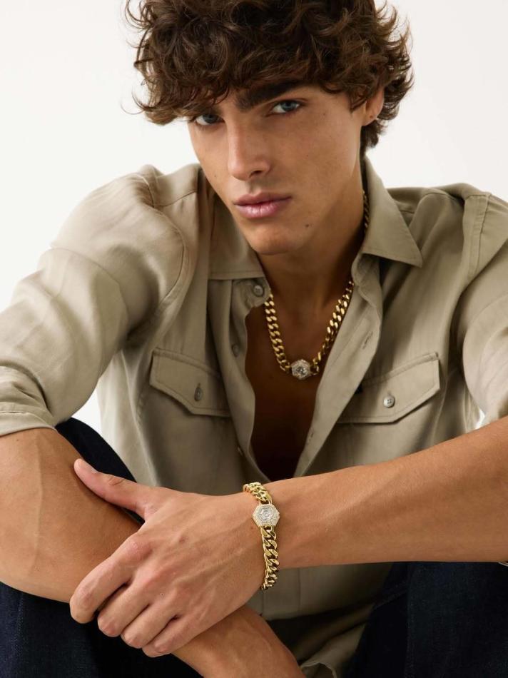 Simone Stravolo - fashion model portfolio photo 17
