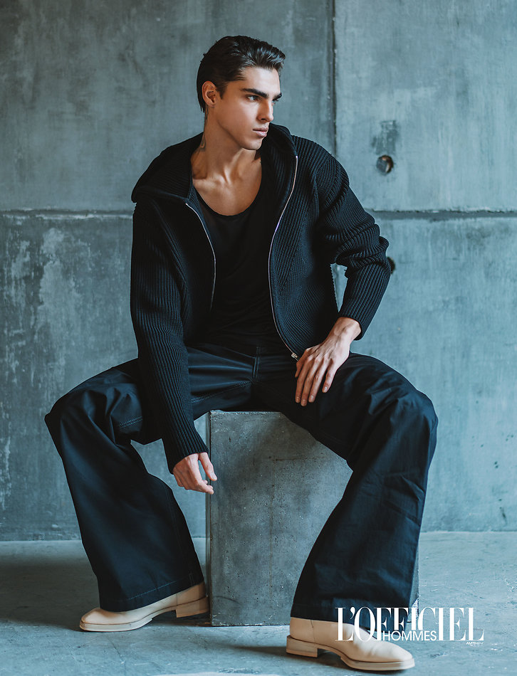 Simone Stravolo - fashion model portfolio photo 4