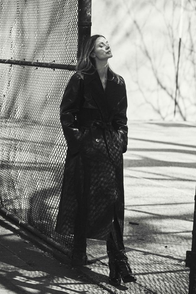 Jayne Moore - fashion model portfolio photo 9