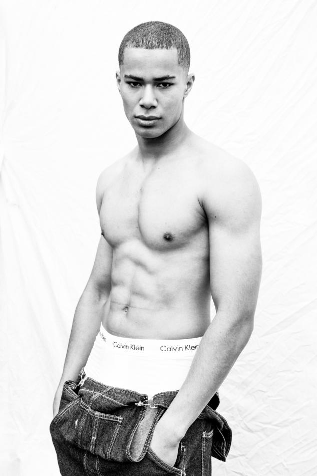 Jojo Suchoparksi - fashion model portfolio photo 15