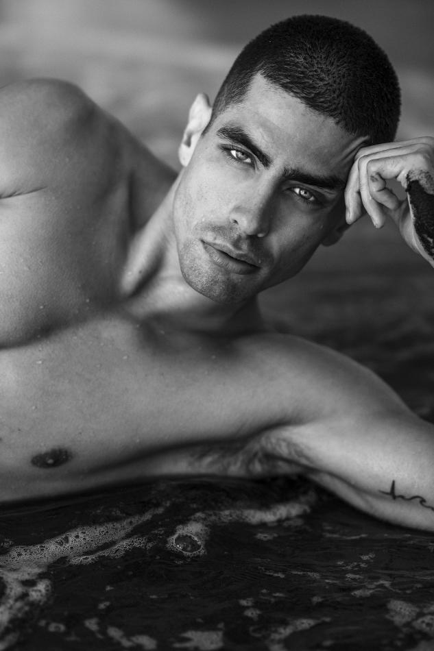 Aridane Silva - fashion model portfolio photo 17