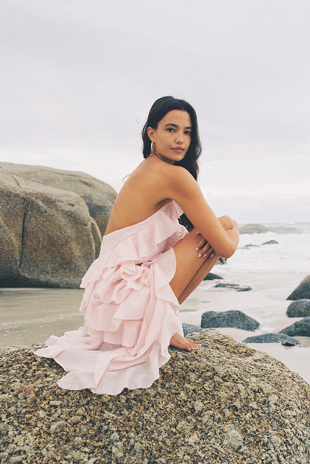Chloe Sheppard - fashion model portfolio photo 13
