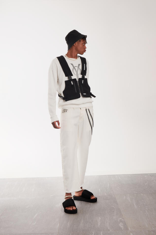 Clinton Ilobuasi - fashion model portfolio photo 12