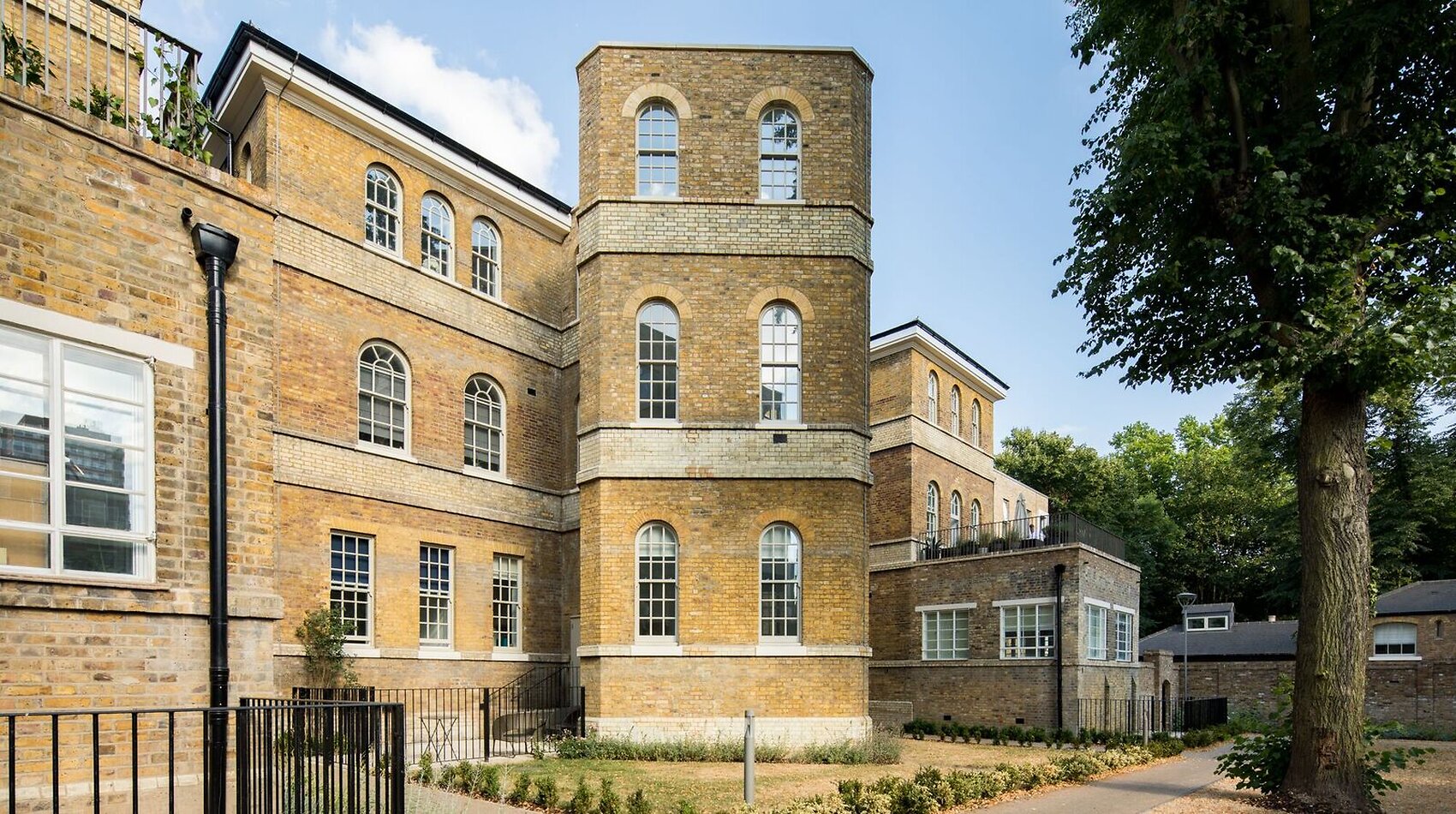Workhouse, E3