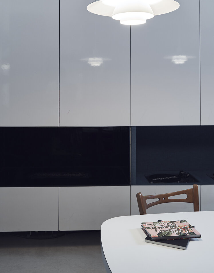 Mid Century Modern/LA Vibe E3