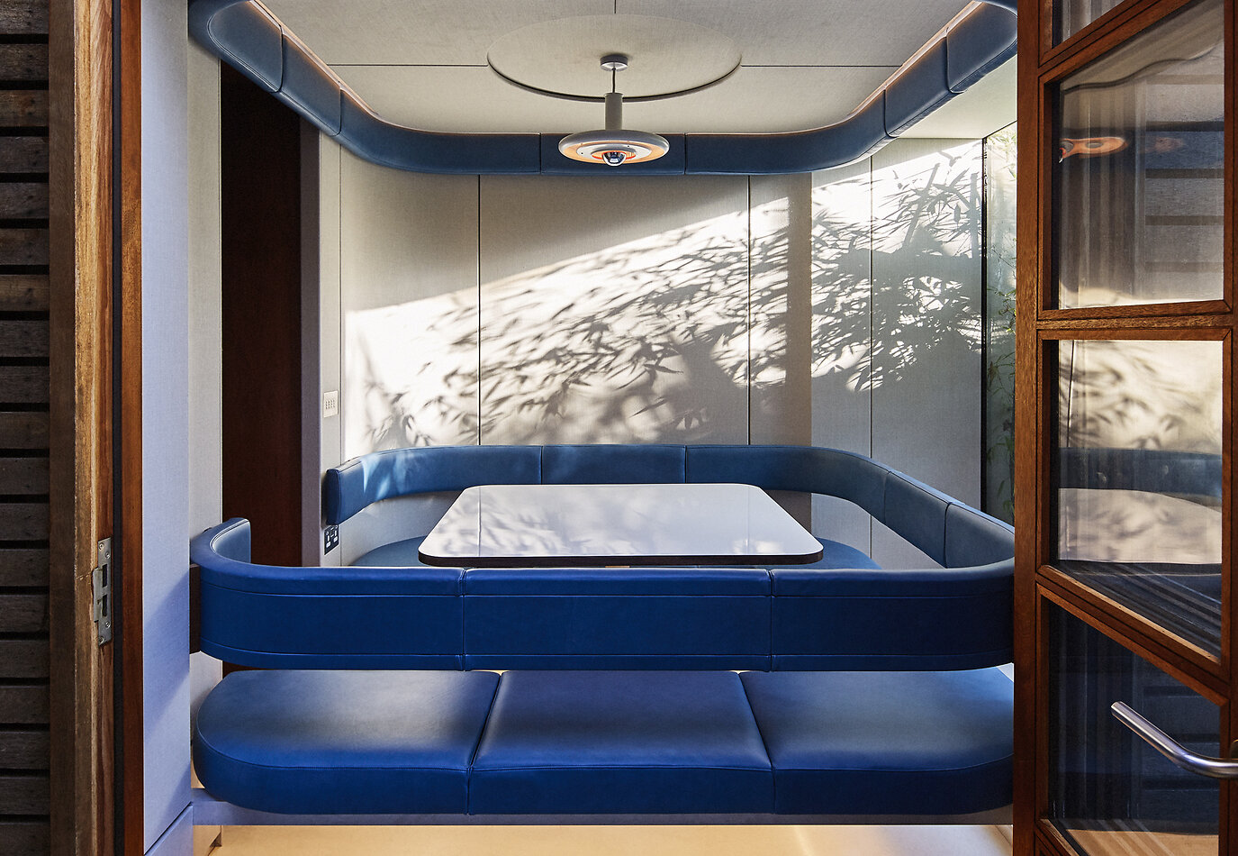 Mid Century Modern/LA Vibe E3